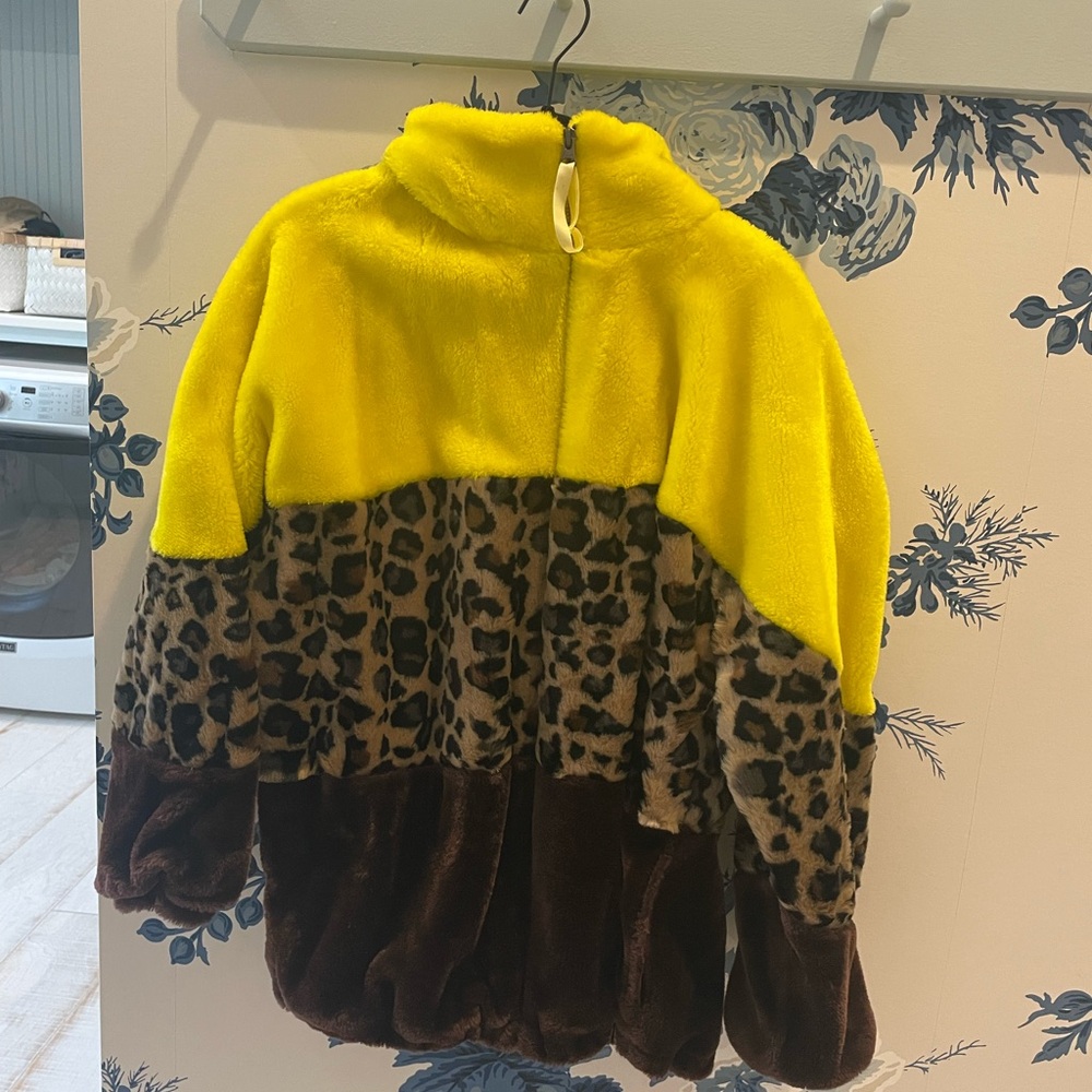 Preowned Ugg Elaina Colorblock Faux Fur Coat size small